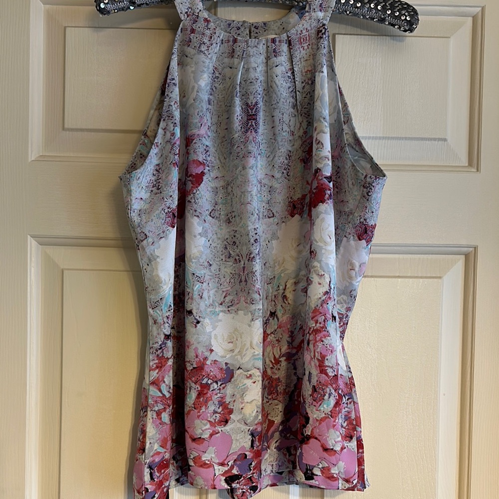 Violet & Claire Multicolor Floral Tank Top